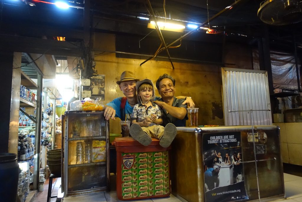 Kosztujemy mrożonej kawy z Kambodży u samego Pana Bunnareth